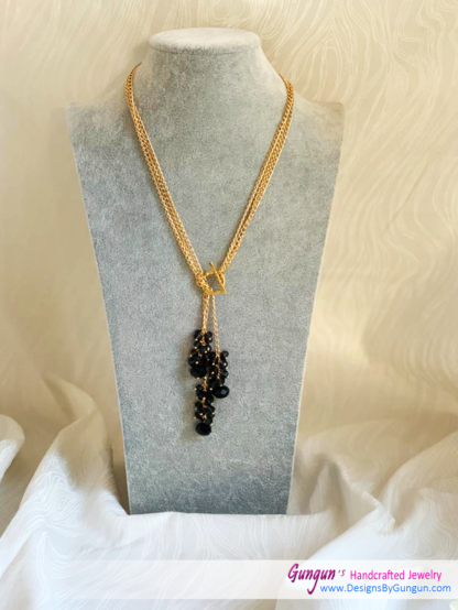 Black Crystals Necklace