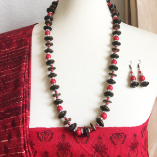 Wood Beads Necklace